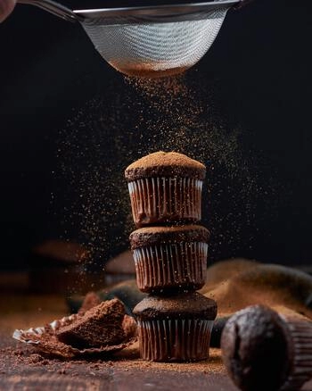 chocolate muffins with chocolate chunks