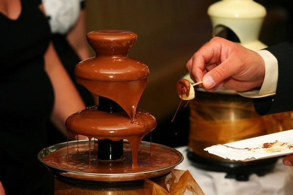 video: chocolate funds