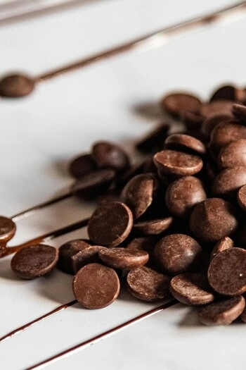 Milk Fountain Chocolate Drops, 500 g