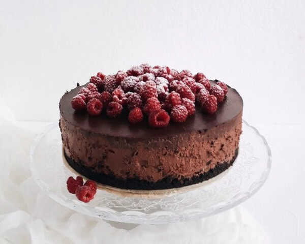 chocolate raspberry cake