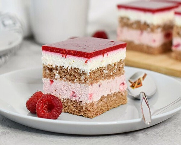 raspberry squares