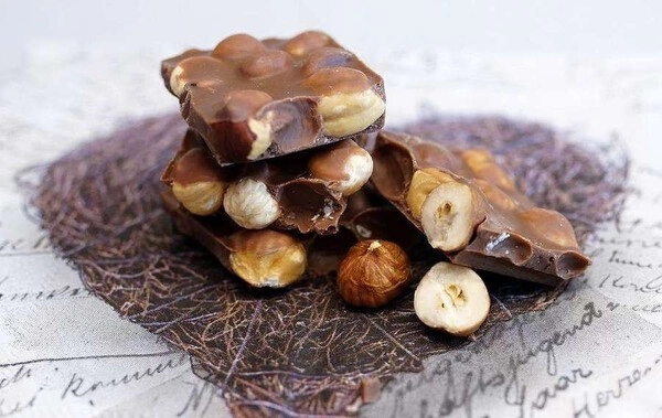 how do we make chocolate