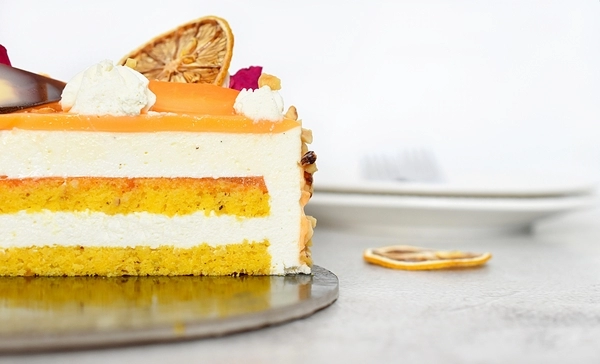carrot cake with orange and cream cheese