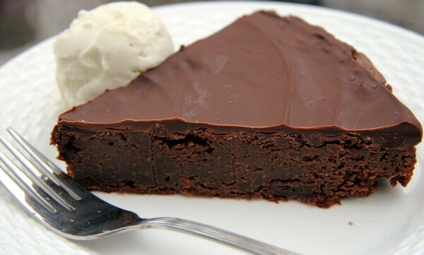 chocolate cake with whiskey