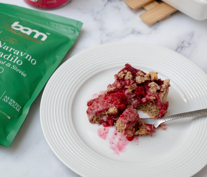 raspberry pastry with natural sweetener