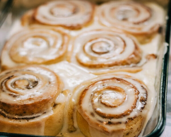 cinnamon rolls without yeast