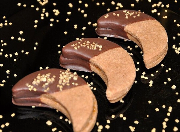 chocolate mooncakes
